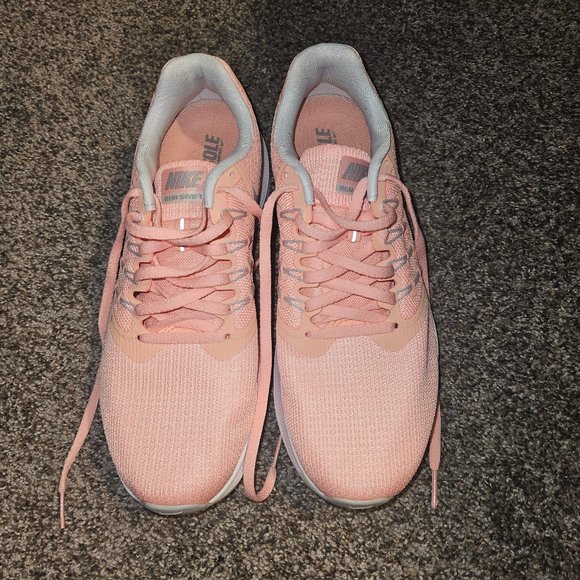 Nike Women's size 9 - Picture 1 of 9